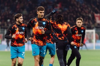 Napoli Taklukkan Olympiakos, Conte Kirim Sinyal Kesiapan Jelang Serie A